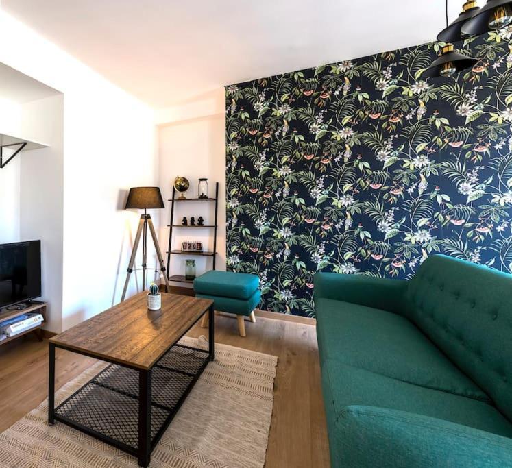 L'Azur 15'Plage 10'Port 5'Train Clim Wifi Pkg Apartment Toulon Bagian luar foto